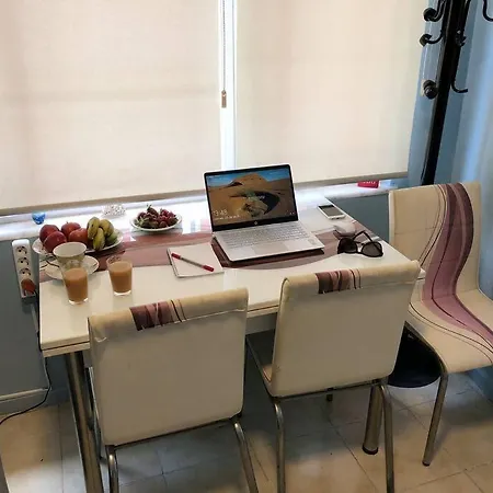 Central Apartament 4' Galata Tower Granbazaar 2' Sea 4' Ferry/metro/tram