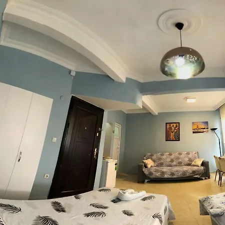 شقة Central Apartament 4' Galata Tower Granbazaar 2' Sea 4' Ferry/metro/tram